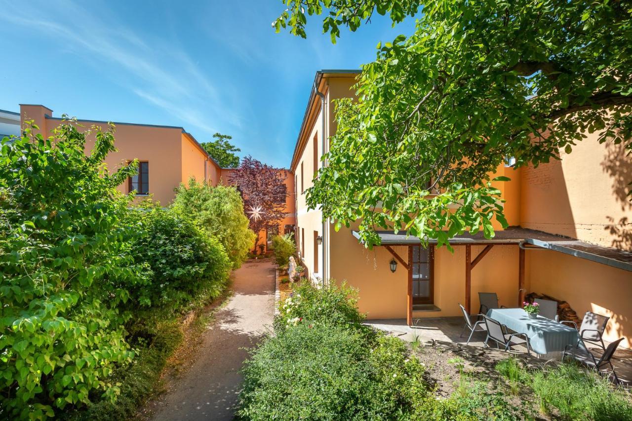 Idyllisches Haus Mitten In Berlín Exterior foto